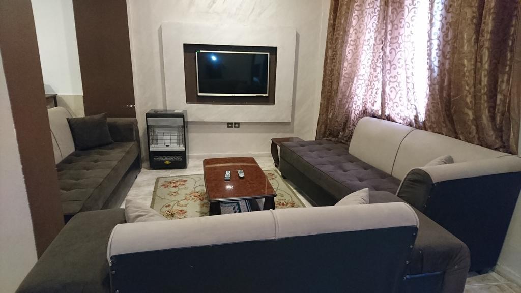 Al Fawanes Hotel Apartments Amman Zewnętrze zdjęcie