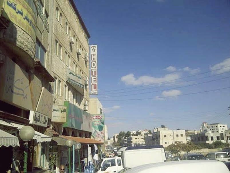 Al Fawanes Hotel Apartments Amman Zewnętrze zdjęcie